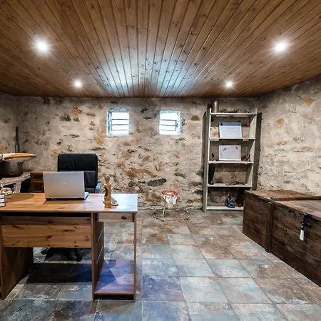 Hotel Barnosell - Els Masos D'en Coll *
